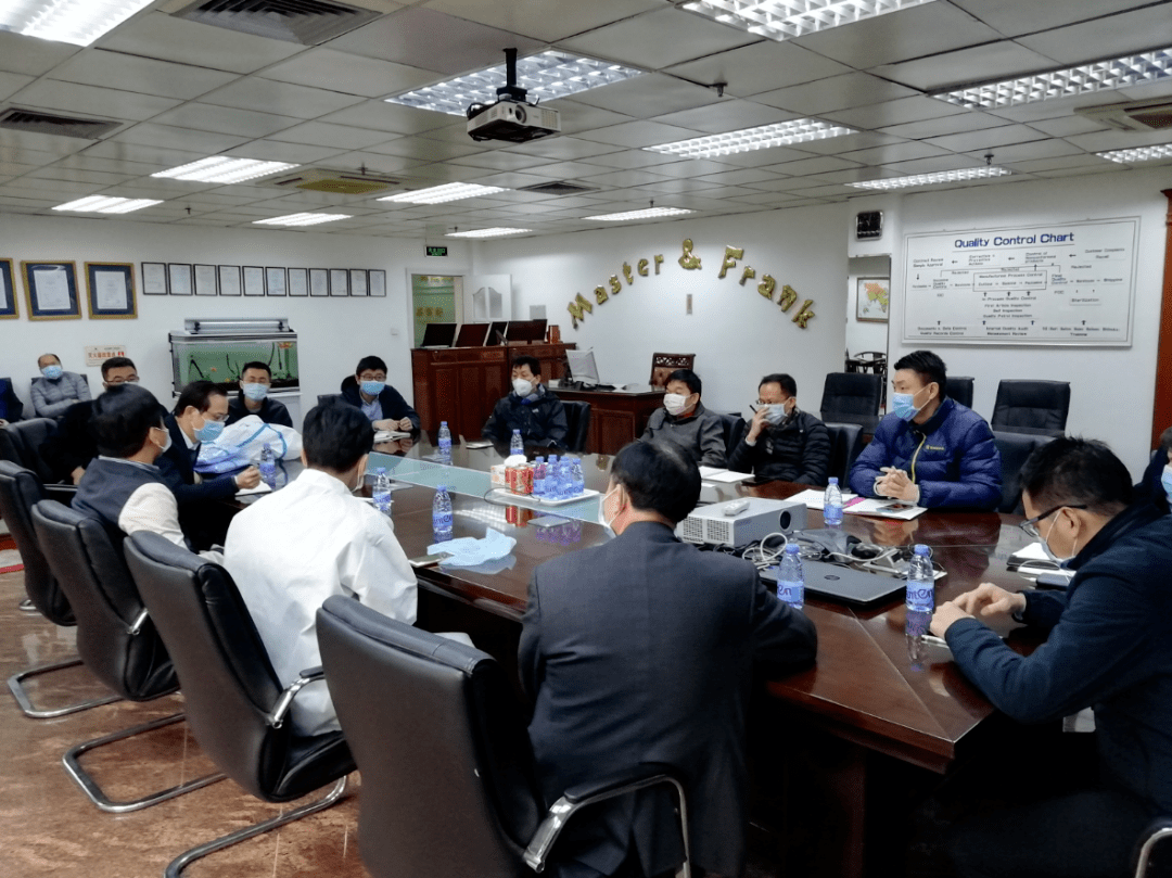 【战疫情】为了打赢这场硬仗，他们殚精竭虑！——卫生用品背后的无声坚守